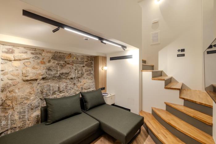 onora suites nafplio