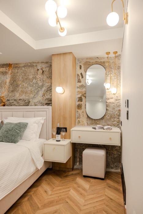 onora suites nafplio