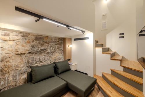 onora suites nafplio