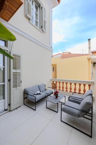 onora suites nafplio