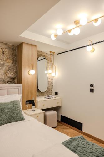 onora suites nafplio