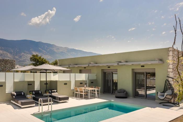 ionian treasure suites