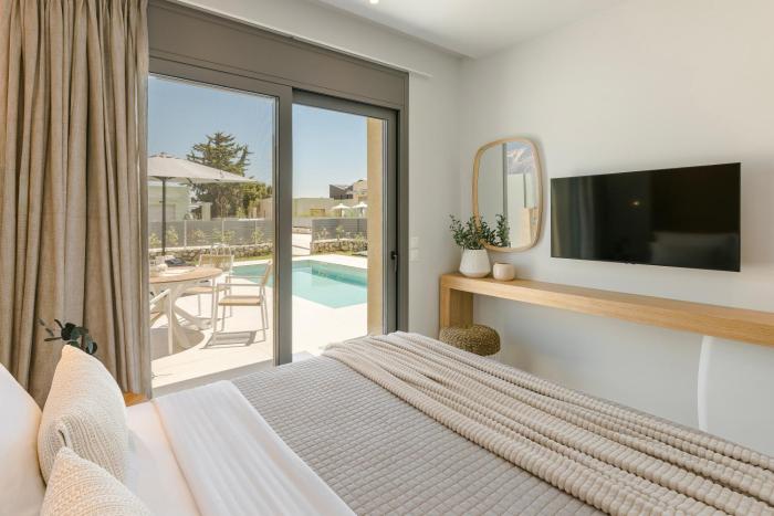 ionian treasure suites