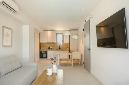 ionian treasure suites