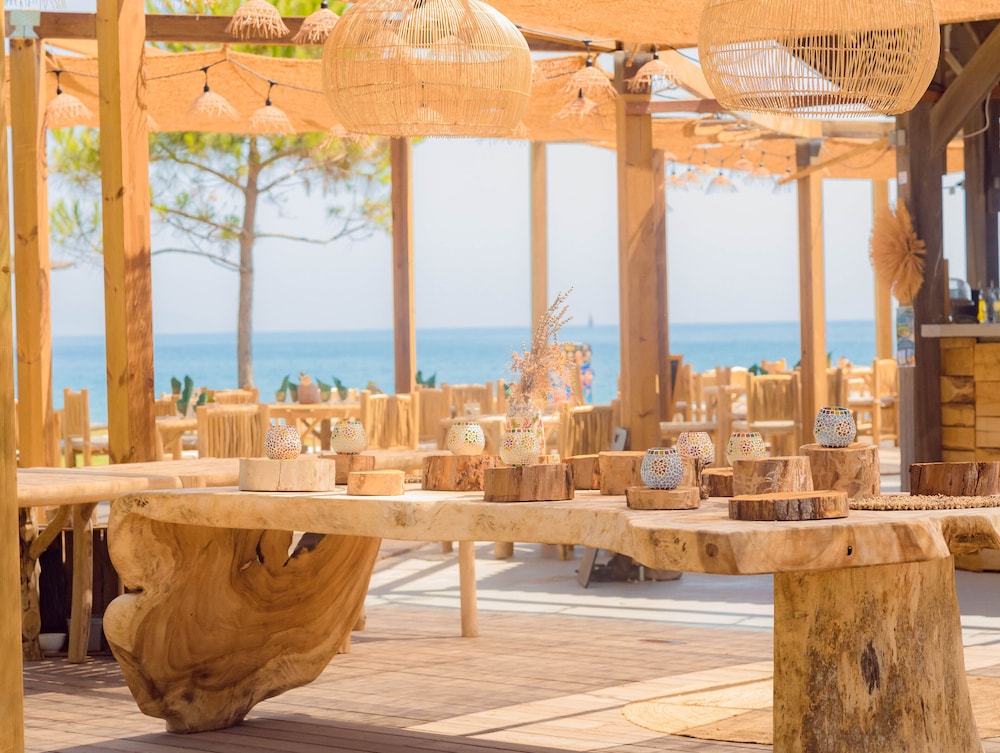 hotel restaurant san lucianu