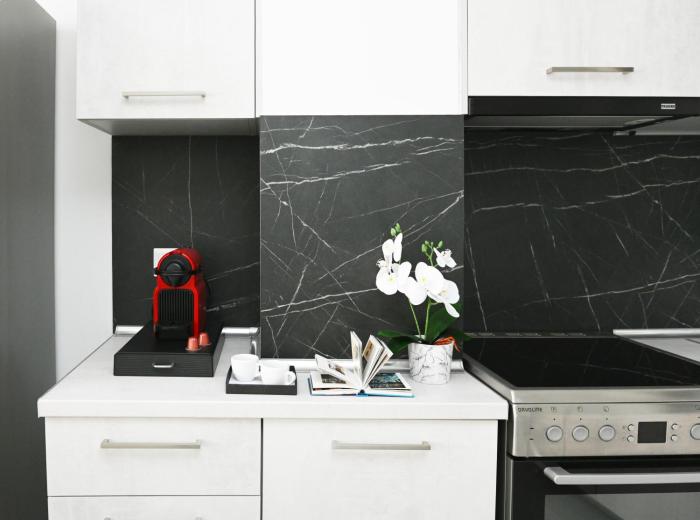 icon urban living trikala