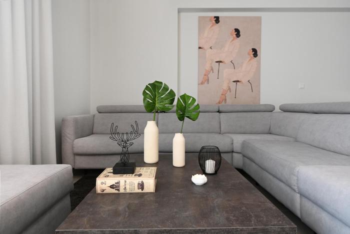 icon urban living trikala