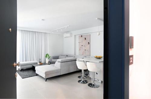 icon urban living trikala