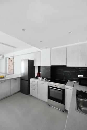 icon urban living trikala