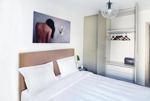 icon urban living trikala