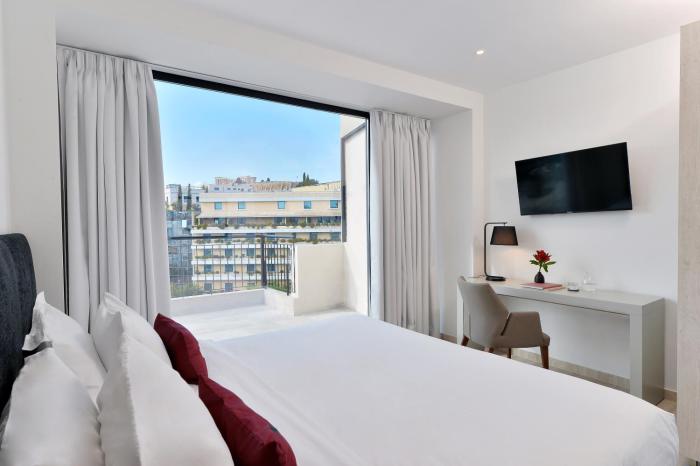 the apartment by athenaeum hotels
