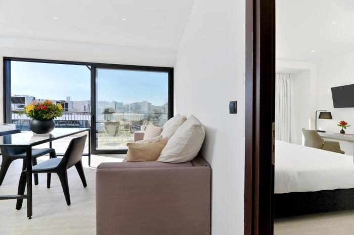 the apartment by athenaeum hotels