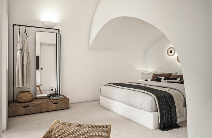 you and me suites oia