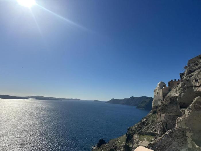 you and me suites oia
