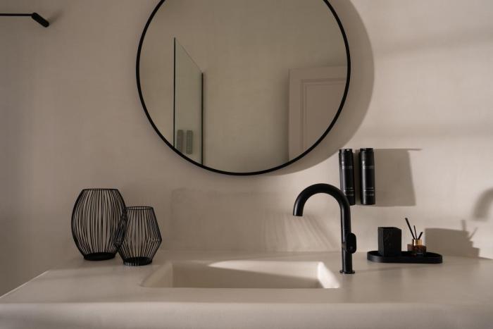 you and me suites oia