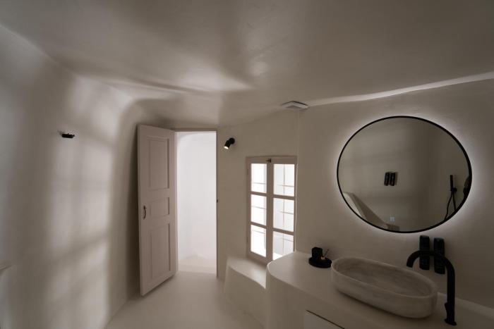 you and me suites oia