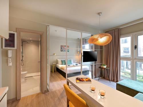 Karitsi Suites,,3 star