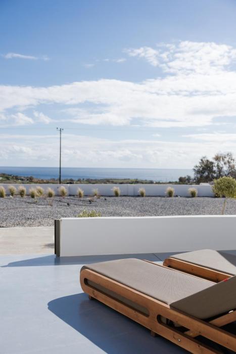 acro caldo suites
