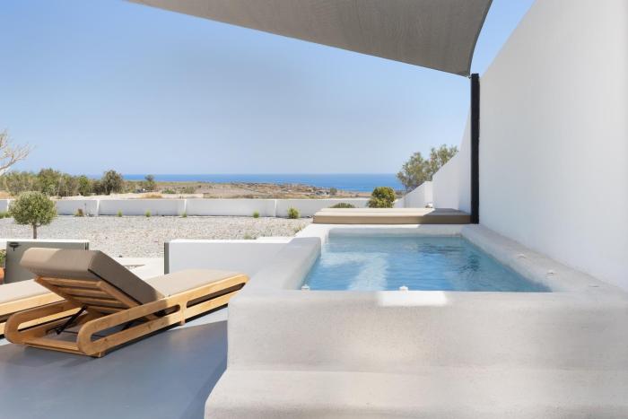 acro caldo suites