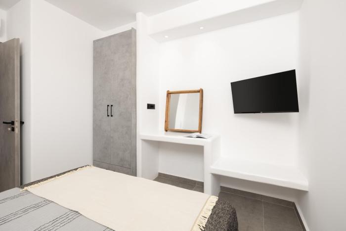 acro caldo suites