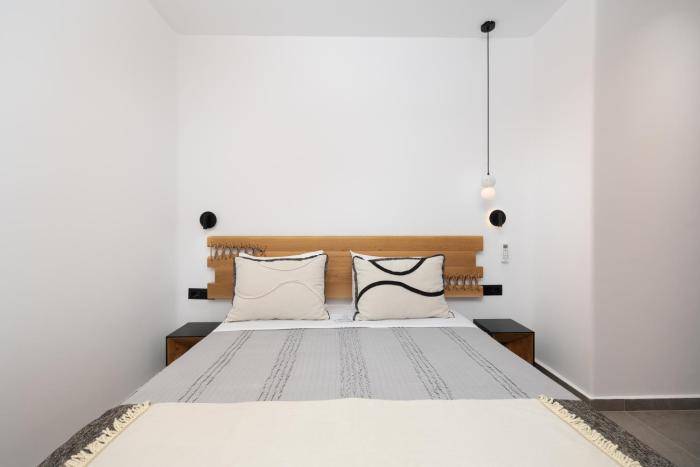 acro caldo suites