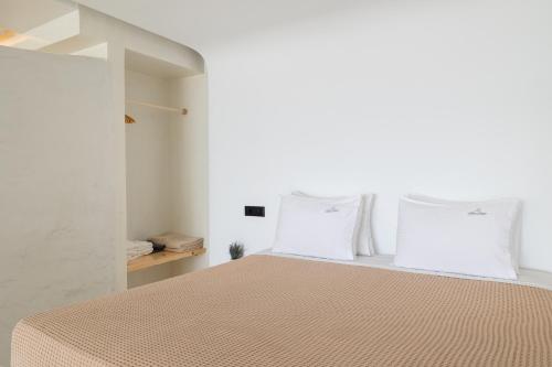 acro caldo suites