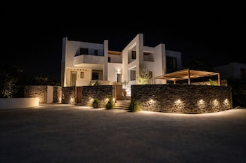 Reya Suites,,3 star