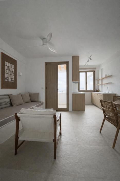 reya suites