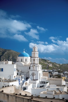 enorme eos santorini