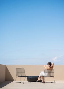 enorme eos santorini