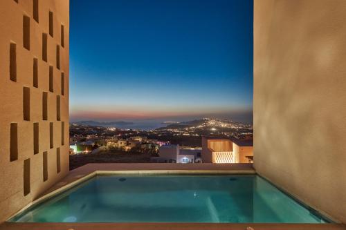enorme eos santorini