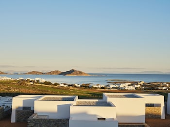 paros