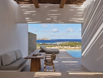 paros