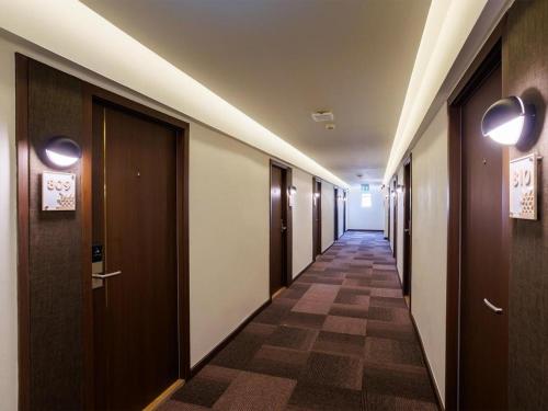 b2 huai khwang boutique and budget hotel
