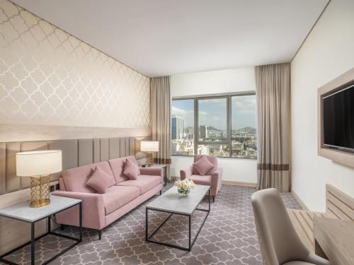 doubletree by hilton makkah aziziyah