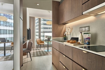 Oakwood Premier Raffles Place Singapore,,5 star