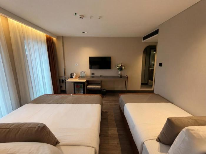 edition old city hotel