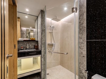 samala suites bangkok sukhumvit