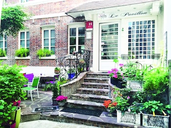 hotel le pavillon