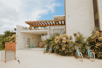 o tulum riviera maya condo hotel