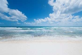 o tulum riviera maya condo hotel