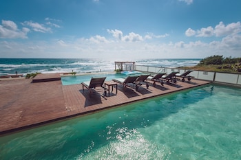 o tulum riviera maya condo hotel