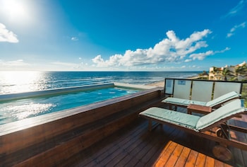 o tulum riviera maya condo hotel