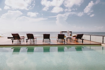 o tulum riviera maya condo hotel