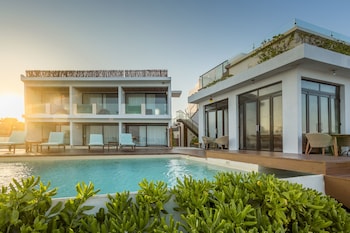 o tulum riviera maya condo hotel