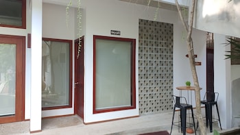denalee villa
