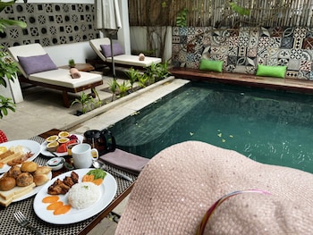 denalee villa