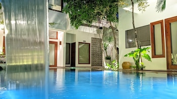 denalee villa