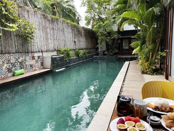 denalee villa