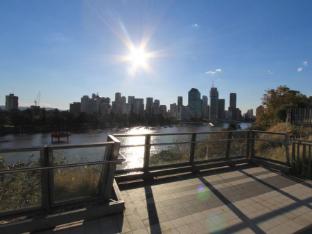 The Cliff House,Kangaroo Point>>Brisbane,3 star